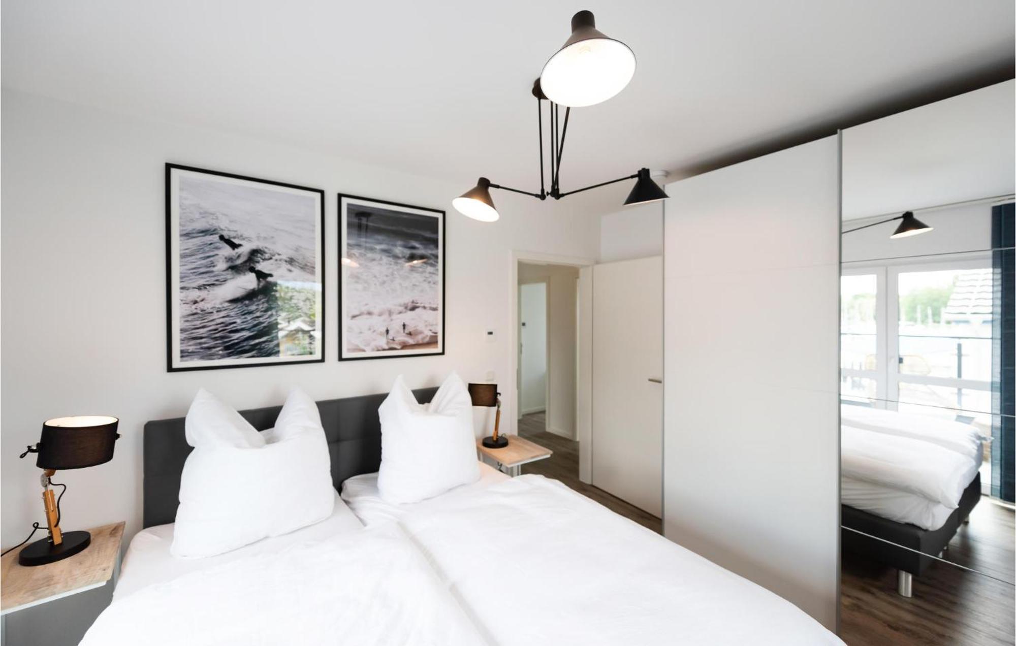 Amazing Apartment In Rechlin With Kitchen Ngoại thất bức ảnh
