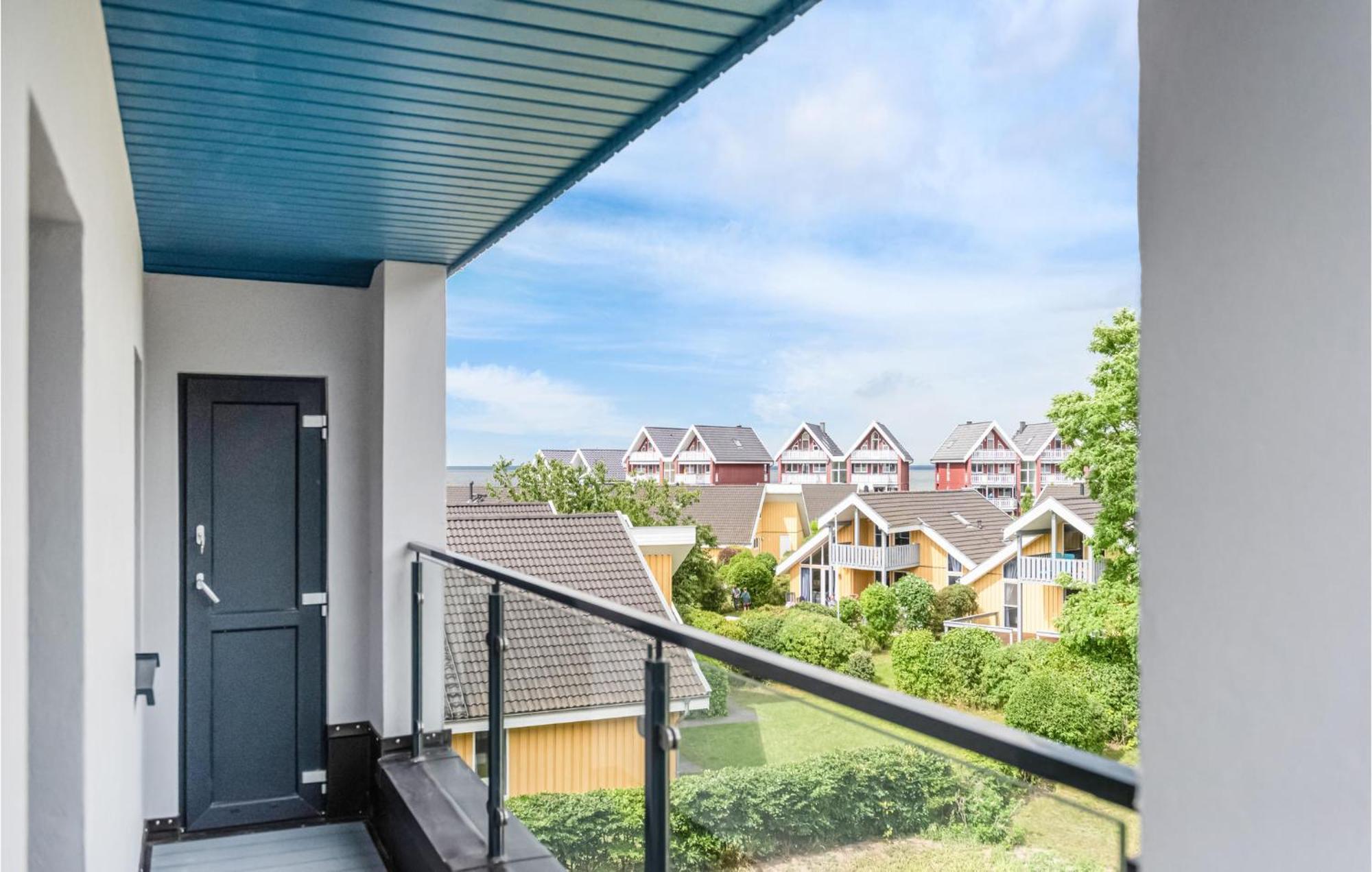Amazing Apartment In Rechlin With Kitchen Ngoại thất bức ảnh